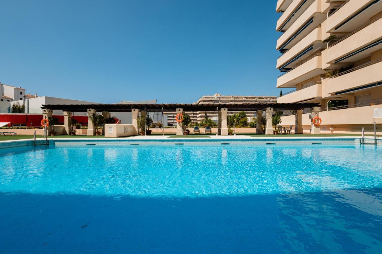 Lägenhet Sea View In The Center Of Puerto Banus And Private Parking Marbella
