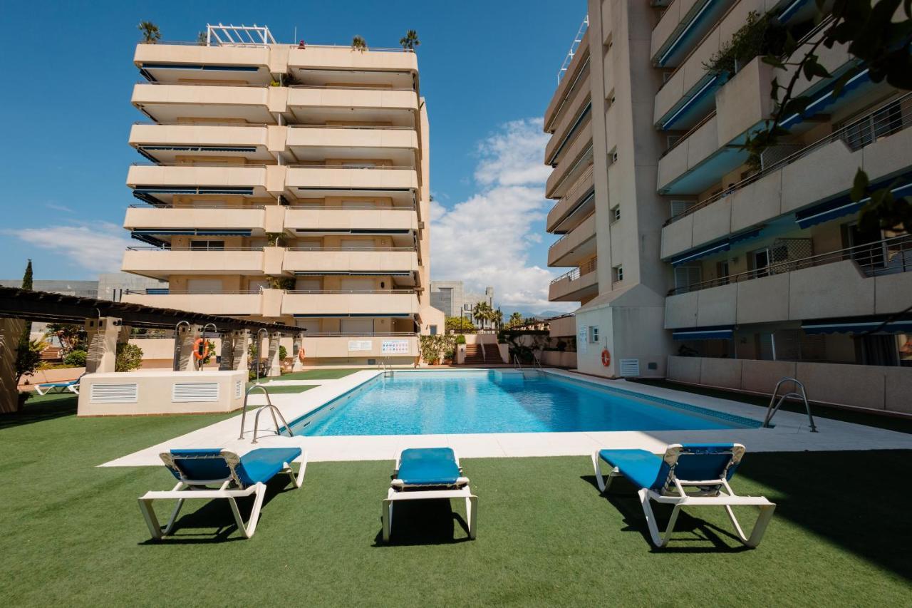 Sea View In The Center Of Puerto Banus And Private Parking Marbella