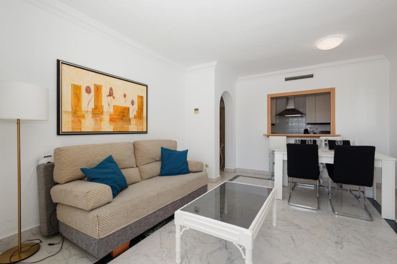 Sea View In The Center Of Puerto Banus And Private Parking Marbella