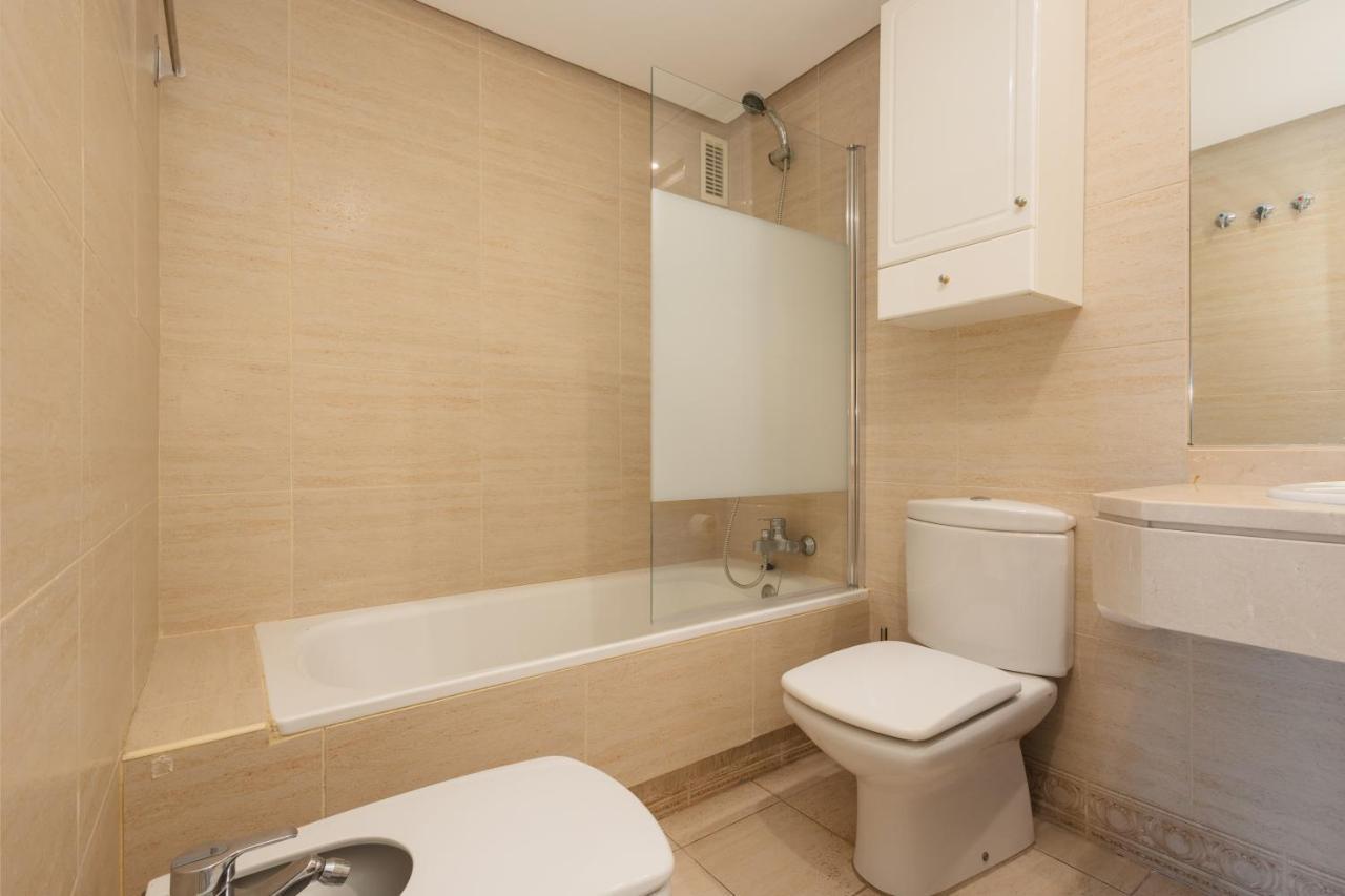 Sea View In The Center Of Puerto Banus And Private Parking Apartment *